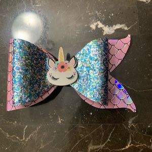 Girl bows🧜♀️🦄 5 x$25